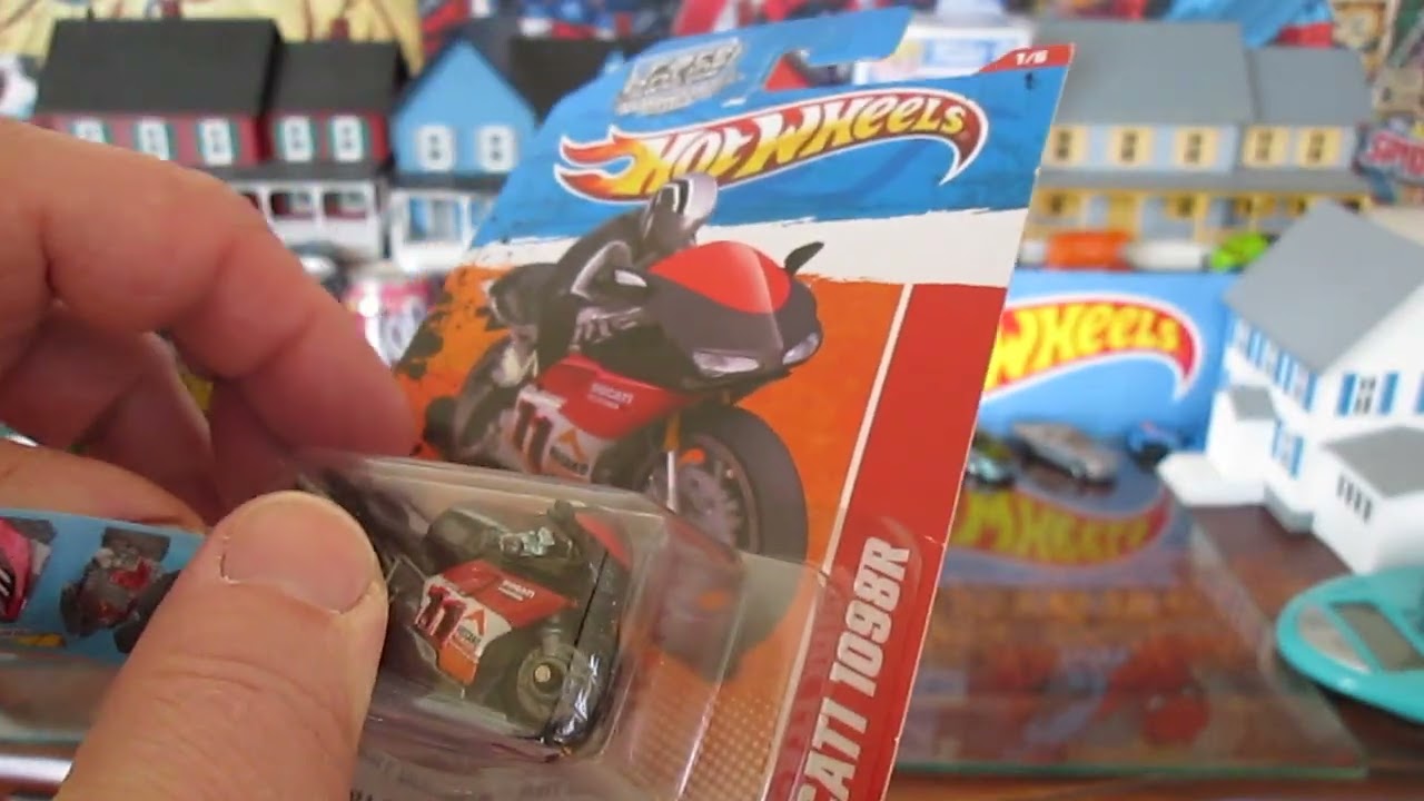 DUCATI 1098R MOTORCYCLE - Hot Wheels Toy Diecast Bike Unboxing and