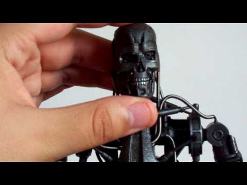 HOT TOYS Terminator