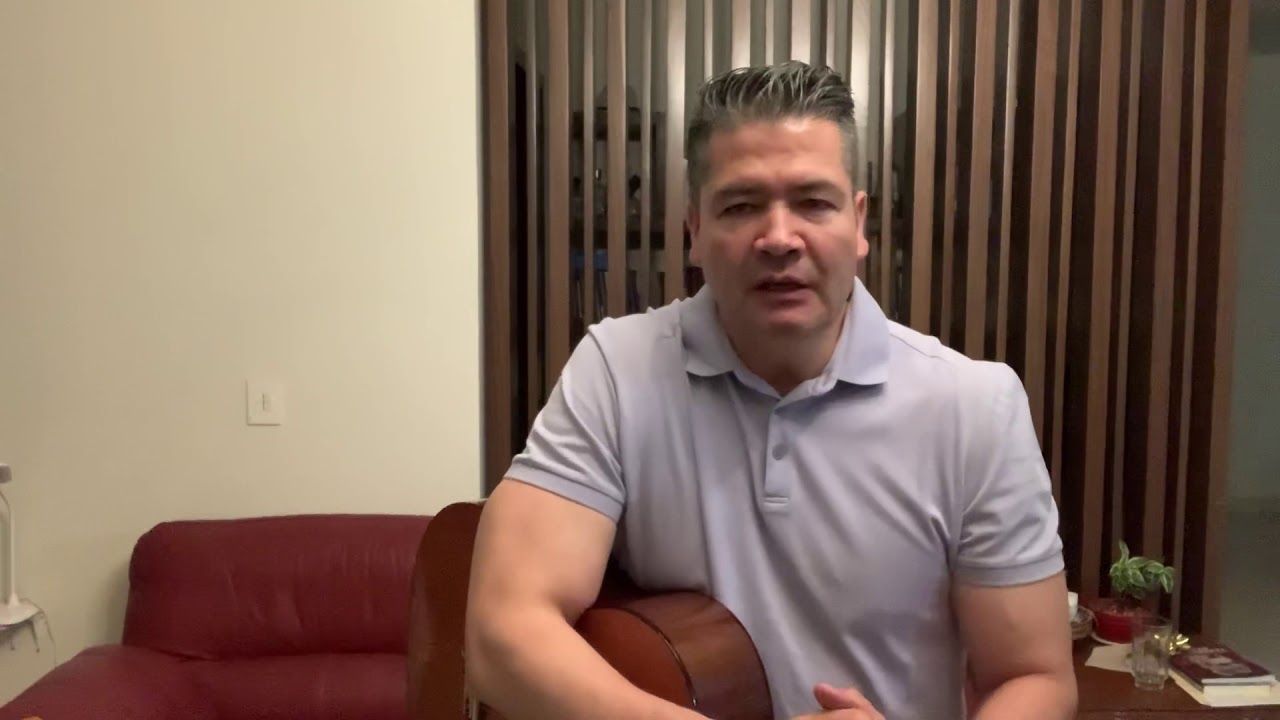 COINCIDIR. Canta el padre Juan José Chávez. YouTube