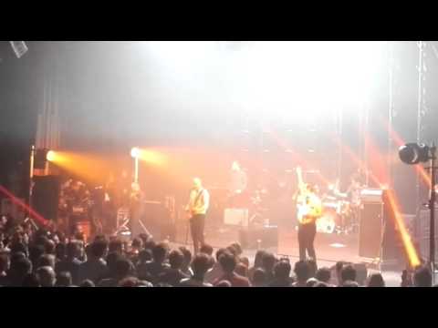 Louise attaque-grenoble-belle electrique:anomalie