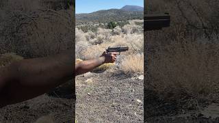 LADY HUNCHO WIT SIG P226🔥 #airsoft #edc #viral #shorts