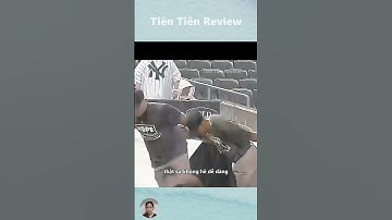 Người đàn ông này đã bị mắc kẹt trong tấm bạt và cách mọi người cứu ông #short #shorts #viralvideo