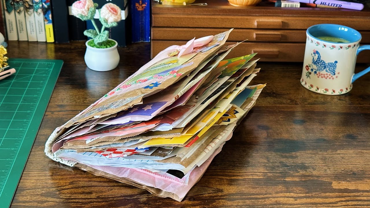 JunkJournal✢『LADY♡』 I started a junk journal & now I'm obsessed! | detailed flip