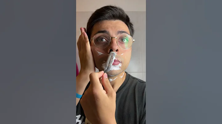 La Barba Come La REGINA ELISABETTA?  OK facciaml s...