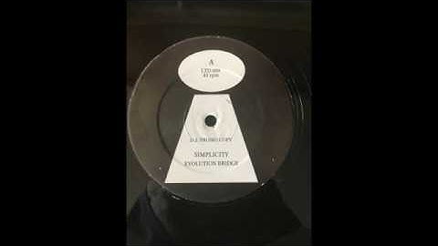 MEREE IN TWO - SIMPLICITY