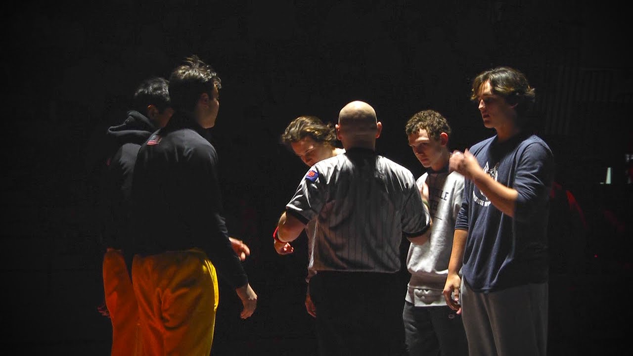 Metea Valley vs Naperville North Wrestling 12.20.19