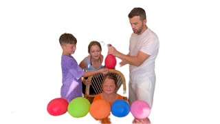 Kafamizda Buz Gi̇bi̇ Soğuk Su Dolu Balonlari Patlattik