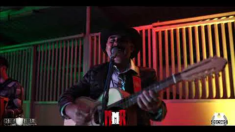 Chuy Urias Y Su Division Nortea - Coquio Castro
