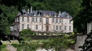 Money is the reason we exist everybody knows it, it’s a fact kiss, kiss (Rosemary Subliminals Re-up)