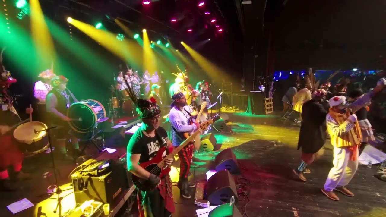 Extraits du concert des Prout "On r'met ça à Cappelle-la-Grande"