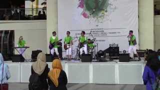 Vertical band (SMPN 19 Sby) live @SUTOS, Bondan prakoso: tetap semangat