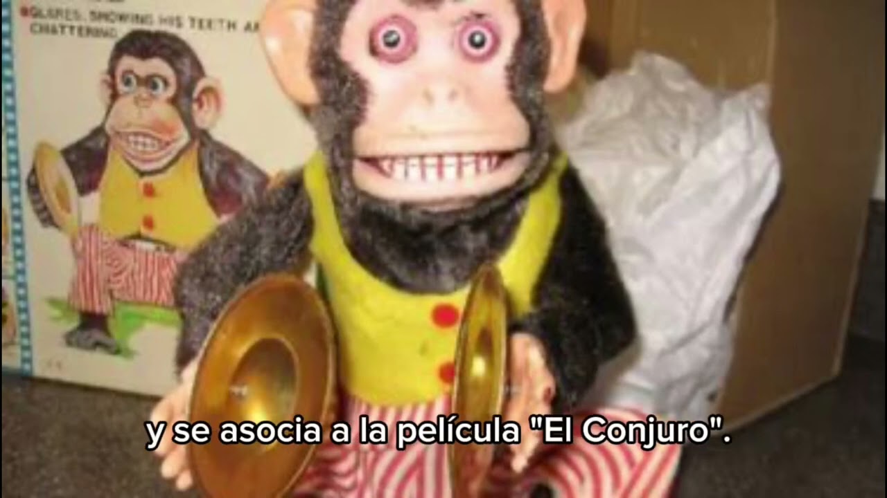 La historia de alguno de los objetos malditos  del museo de ocultismo de los Warren 