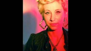 Watch Kreayshawn Wavey video