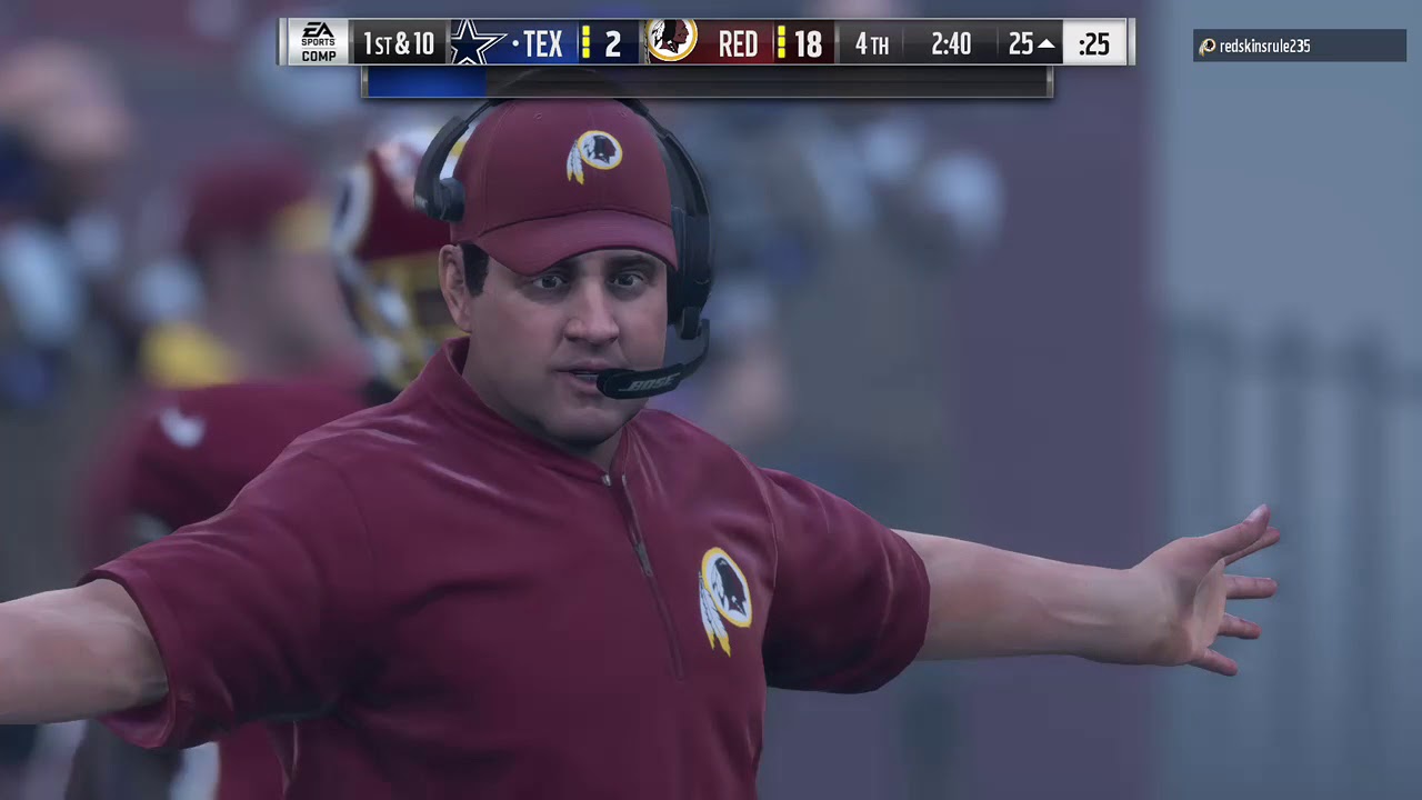 Madden NFL 18 Vick throws to Tarik Cohen for a TD!