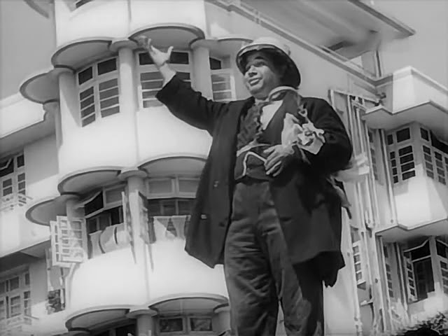 Garibo Par Daya Kar Ke Bada Ahsan Krte Ho Video Thumbnail