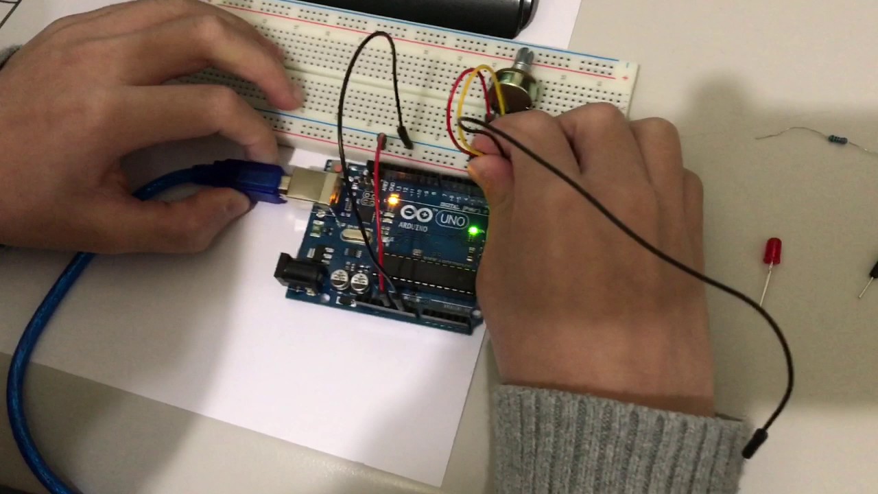 Arduino 實驗二 -旋鈕使LED明暗 - YouTube