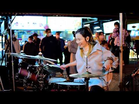 五月天 MayDay《離開地球表面》街演 JAN | 羅小白 S.white