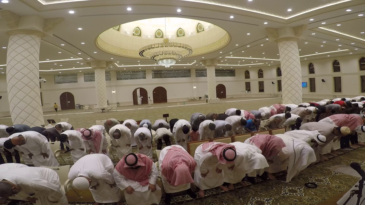 صلاة التراويح في جامع الإمام الشافعي