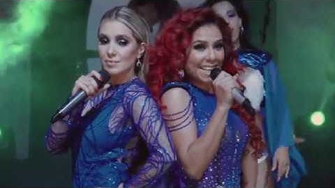 Techy y Su Aroma feat. Andrea Escalona- Por Un Rato (Video Oficial)
