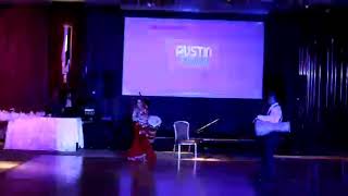 Reqqase Aygun Davul Uzerinde Reqsi