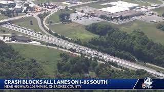 SKY 4: Crash blocks ALL lanes on I-85 south