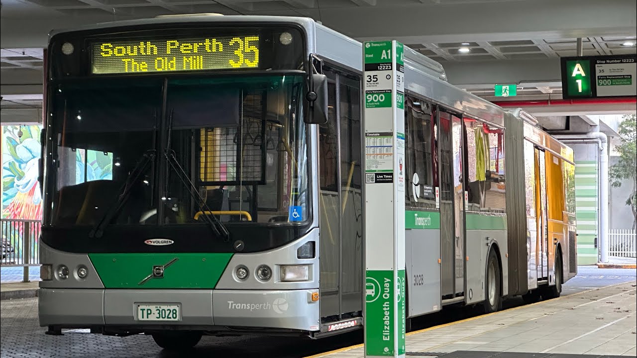 B12BLEA engine sounds. Transperth bus no. 3028 on route 35