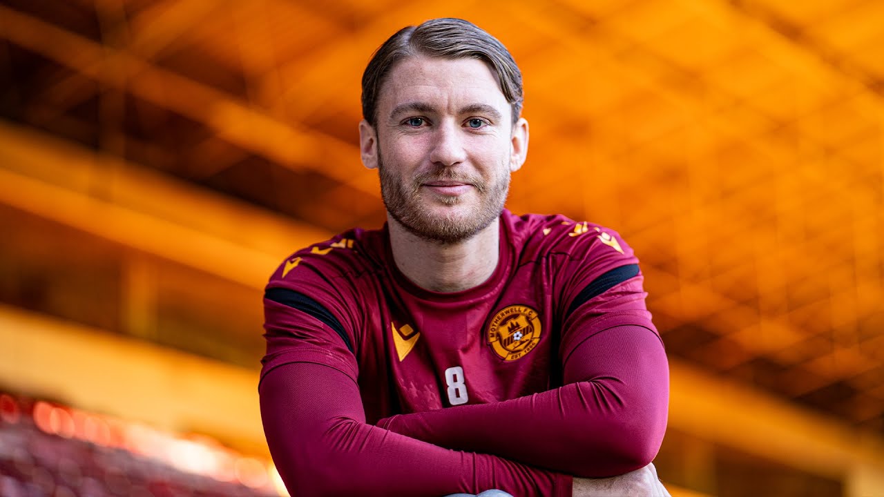 Callum Slattery ahead of St Mirren - YouTube