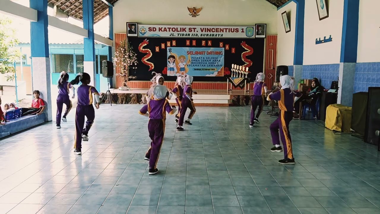 12. lomba senam anak Indonesia hebat SDN PAKIS VIII KEC. SAWAHAN SURABAYA