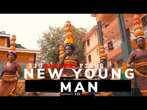 young-man-new-acholi-traditional-music-2020-|-aparo-kuu-by-youngman-(video)