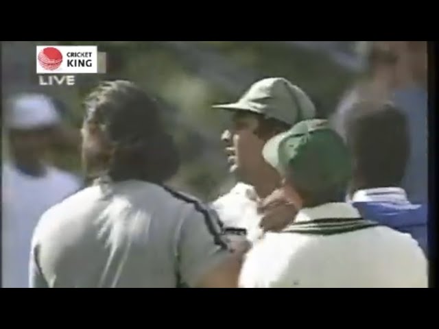 Inzamam-ul- Haq Fight with Spectator Called Him AALU | Sahara Cup 1997