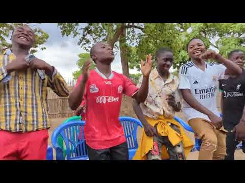 MAMBO YAMEKUA SAWA WIMBO MZURI SANA UKISIKILIZA KWA UMAKINI LAZIMA UFARIJIKE