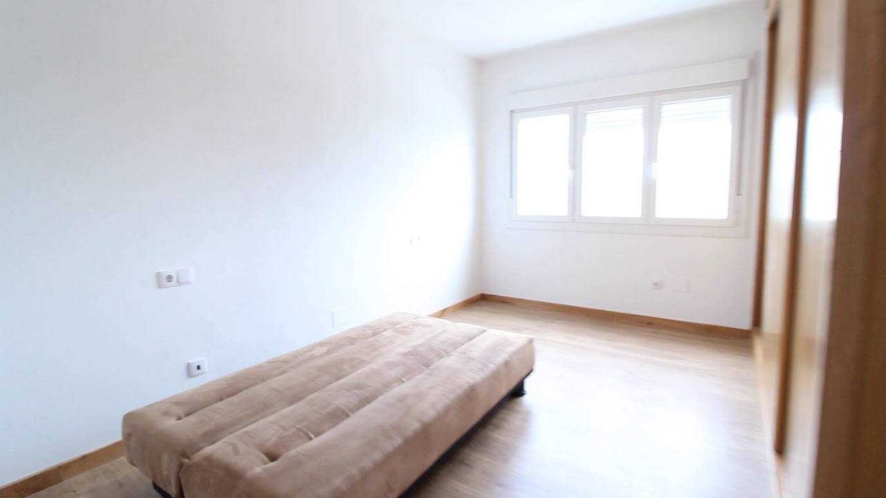 Piso en alquiler con ascensor y plaza de garaje sin amueblar en