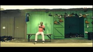 Tiss Warren Jazz Ft. Pc , Sean Miles - C'est Bolet