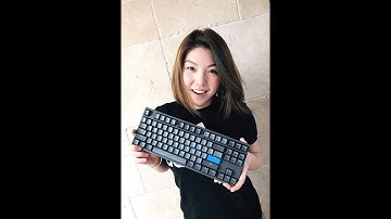 FIRST TKL KEYBOARD WITH MX CHERRY SILENT RED! Ducky One 2 TKL Seamless Skyline PBT Unboxing