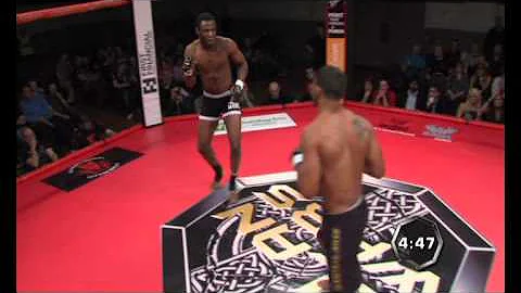 Clan Wars 7 -dwayne hinds v Henry Fadipe.wmv