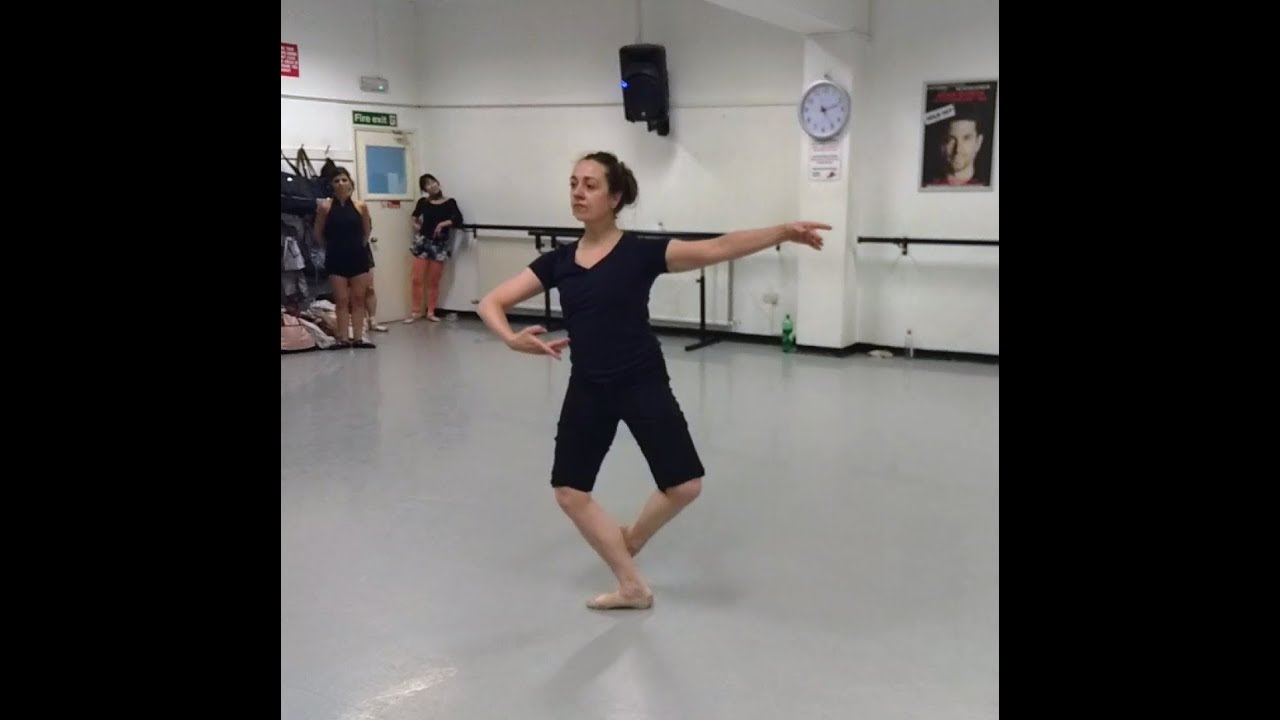 Assemblés & Jetés: ballet tutorial (beginner)