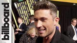 Michael Ray On Finally Getting On Ellen U0026 His Aggressive Hugging  Cmt Awards 2018