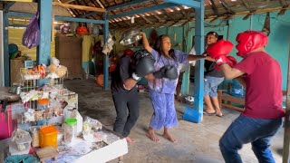 Prank Tanding Tinju Di Dapur Ibu  