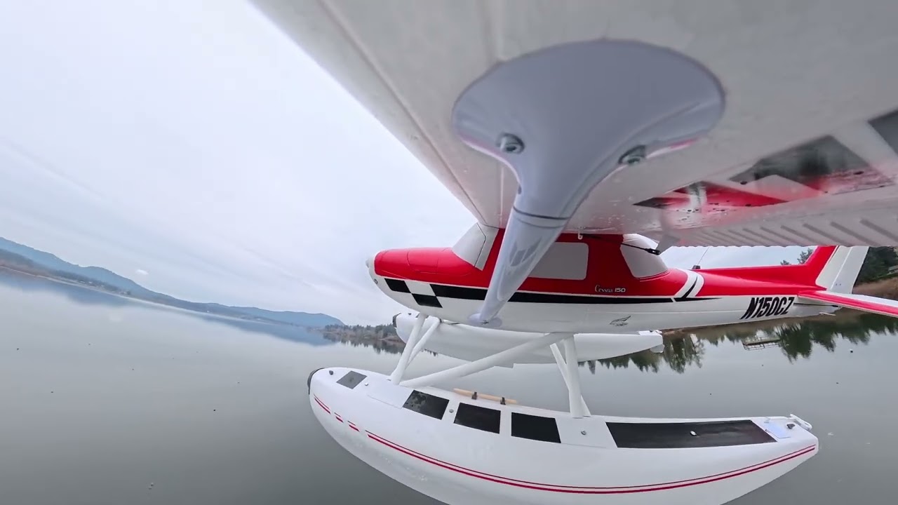 CESSNA 150 QUAMICHAN LAKE DEC 2025