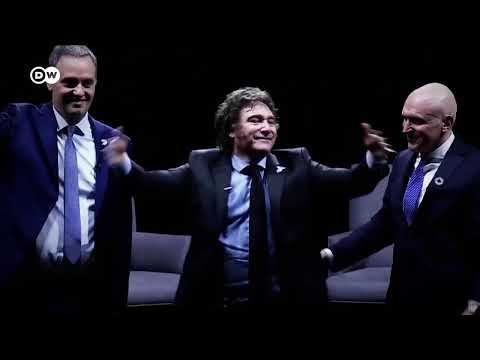 وثائقي | الأرجنتين وسياسة المنشار - عام تحت حكم الرئيس ميلي | وثائقية دي دبليو