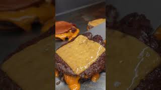 Smashed Burger🔥 #cheese #vienna #burger #croissant  #cooking #food #asmr #outdoorcooking