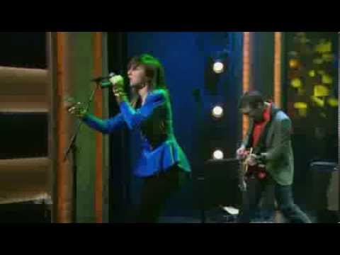 Los Abandoned - Van Nuys (Es Very Nice) - Late Night with Conan O'Brien (2006)