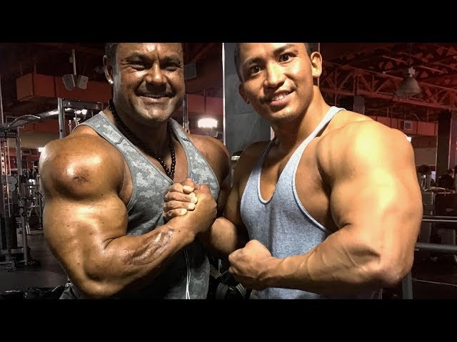 ラスベガスで初のトレーニング！！ - YouTube