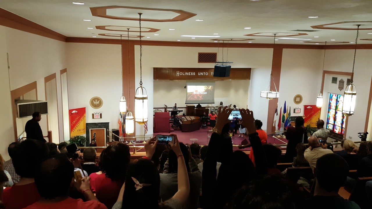 Gospel choir in Bethel gospel assembly West Harlem New York Part2