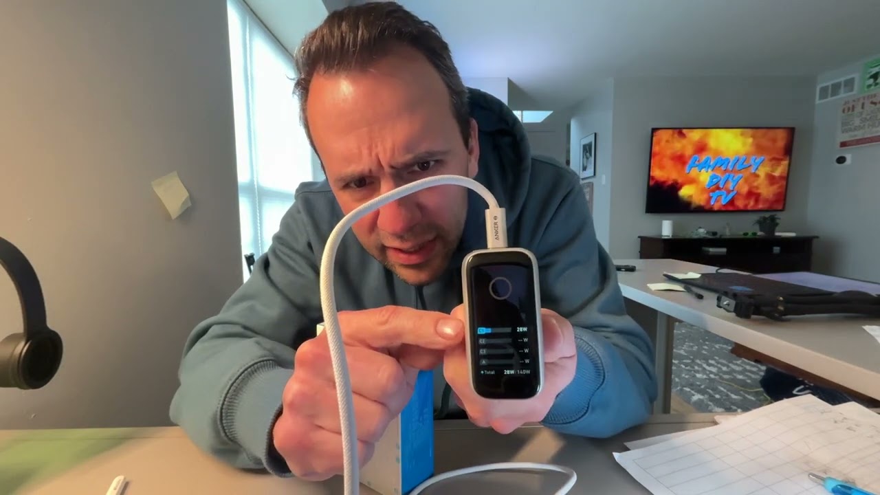 Зарядное устройство Anker для ноутбука, 140 Вт макс., USB C, 4 порта для быстрой зарядки нескольк...