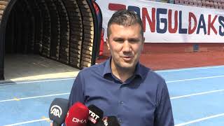 Futbolcular, 2. Lig Maçına Maden Ocaklarının Girişini Andıran Tünellerden Geçerek Çıktı