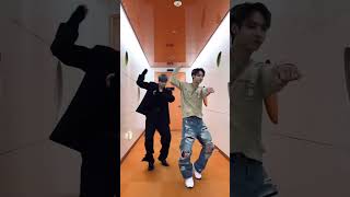 Oneus (투문) Keonhee (건희) 🐰 Hwarang Tempest Vroom Vroom Challenge 😍 Resimi