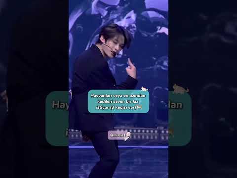 Minhonun ideal kız tipi🌨️ -jisoo @orijinal_afgancik01 (istek) #minho #leeknow #straykids #stay #kesfet