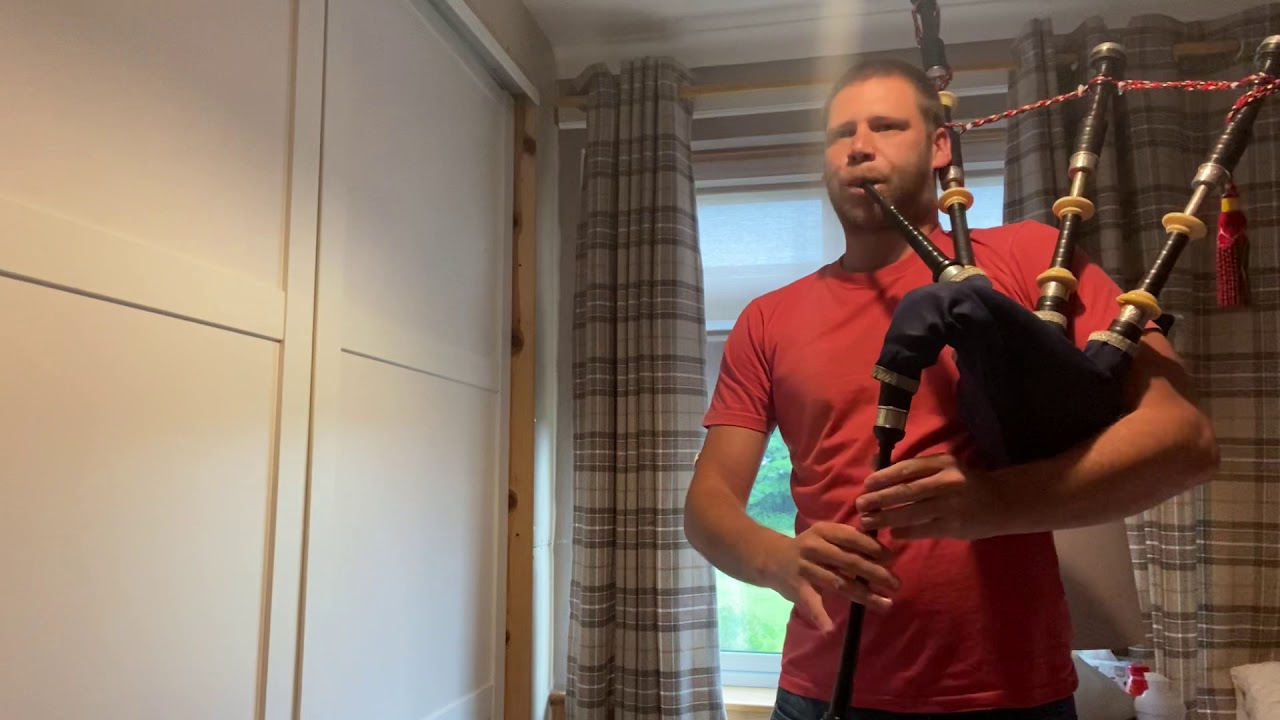 Jeannie Carruthers and Mrs Duncan MacFadyen