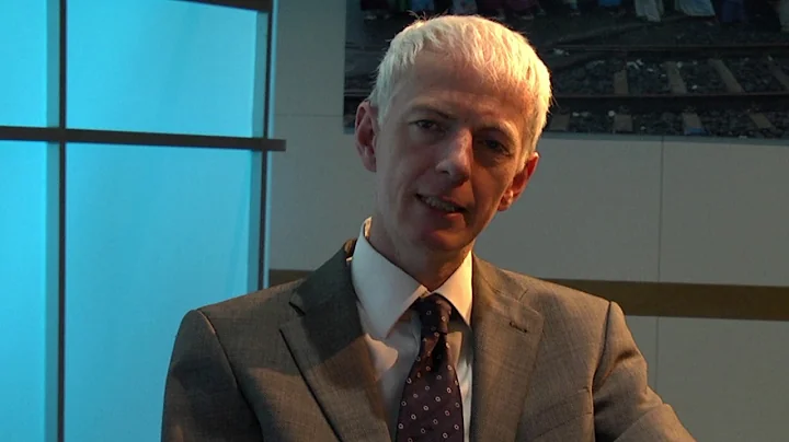 Monologue for two:  Investigative reporter Tom Ber...